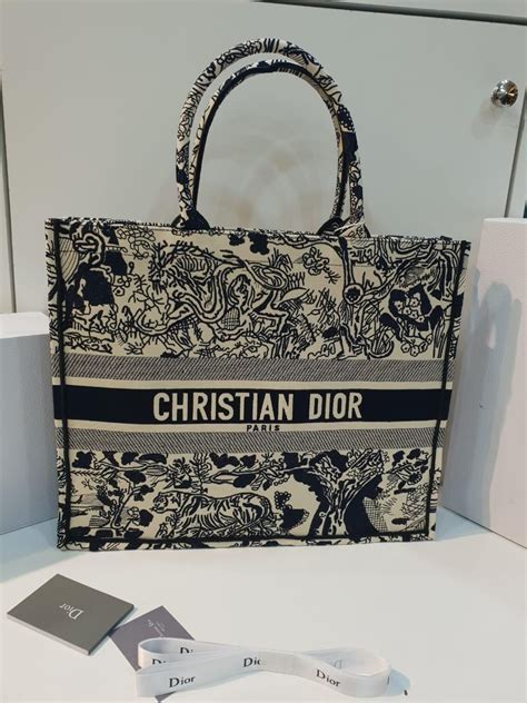 turkey dior bag|christian Dior.